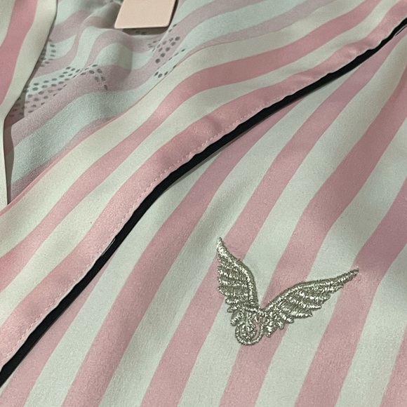 NEW VICTORIA’S SECRET 2024 FASHION SHOW BUNDLE - Picture 7 of 16
